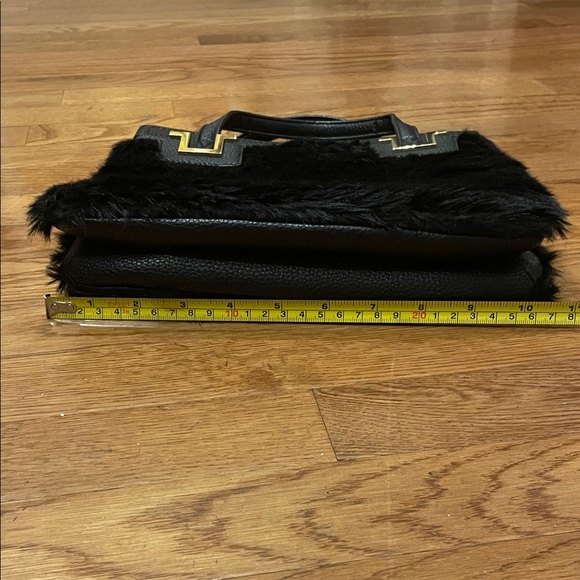 Ann Taylor Black with Gold Faux Fur Bag - Picture 12 of 13